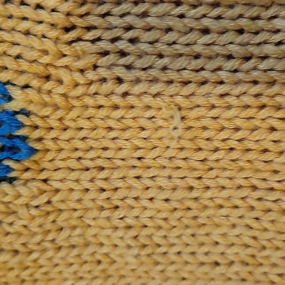 Wrangler sweater - Picture 2 of 2